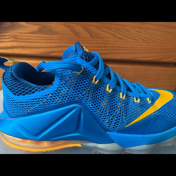 Lebron james 12 - Picture 2 of 3